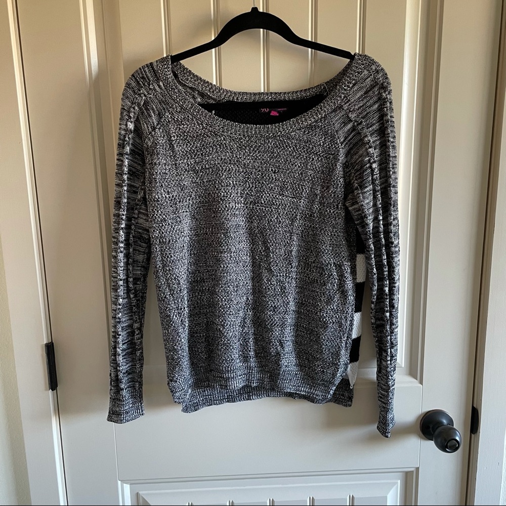 t/o sweaters Black and White Multi Knit Sweater M